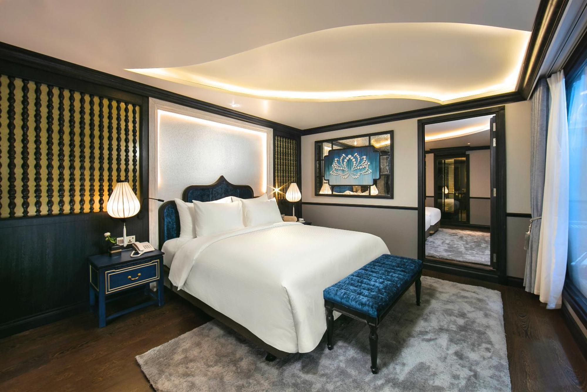 Le Journey Luxury Cruise Hotel Ha Long Exterior photo